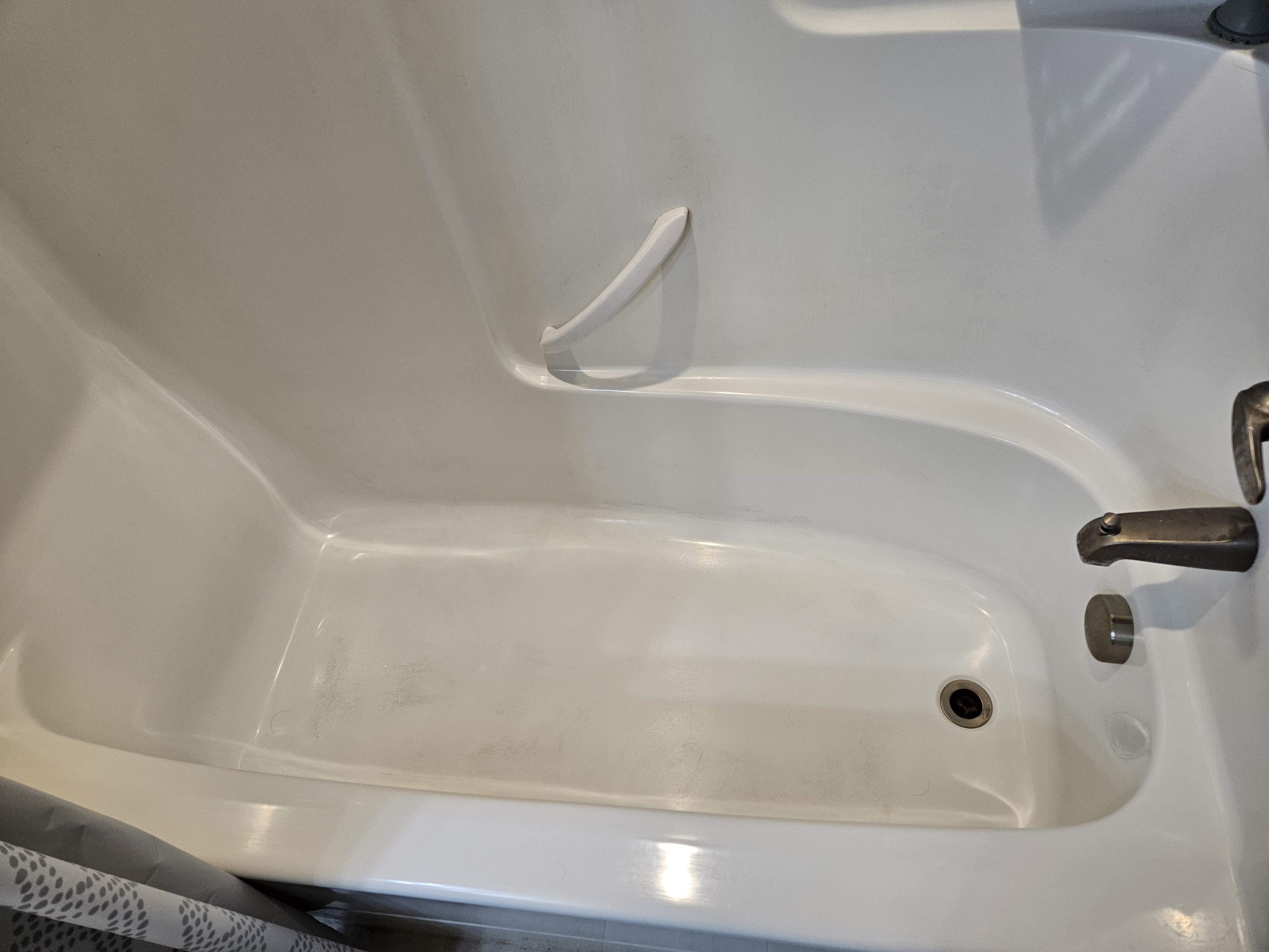 Before cleaning - Bathtub refresh · NE Portland